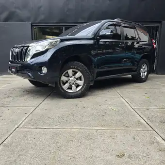 2016 Toyota Land Cruiser