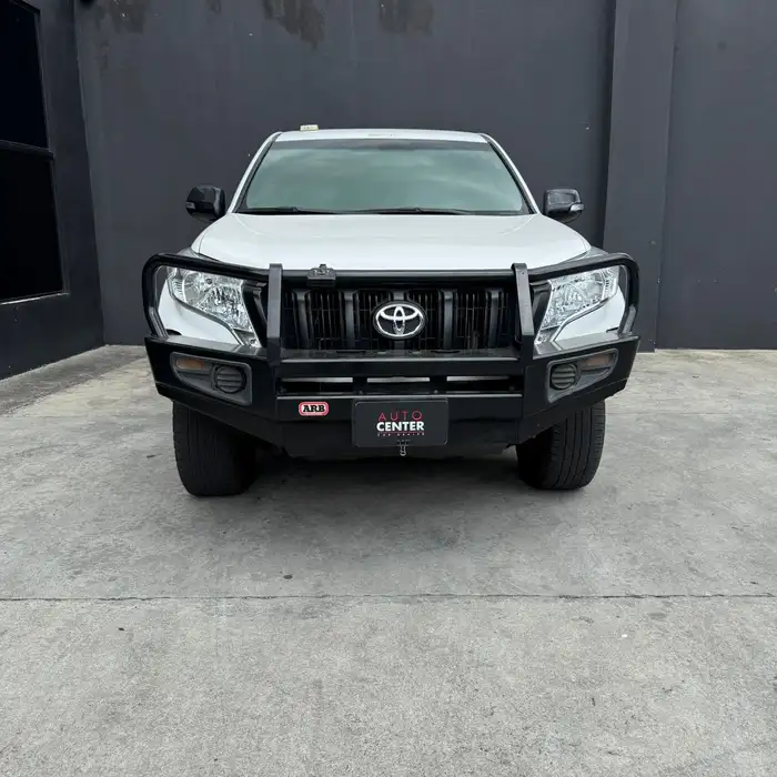 2017 Toyota Land Cruiser — 2