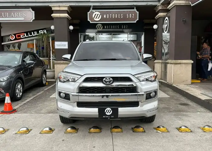 2018 Toyota 4Runner — 2