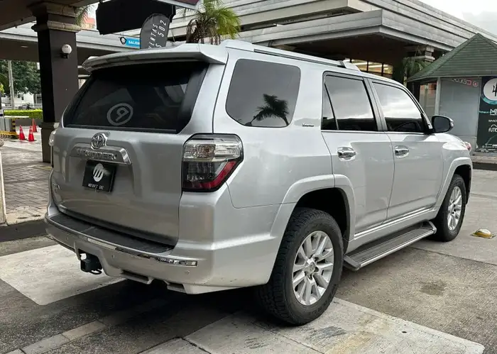 2018 Toyota 4Runner — 3