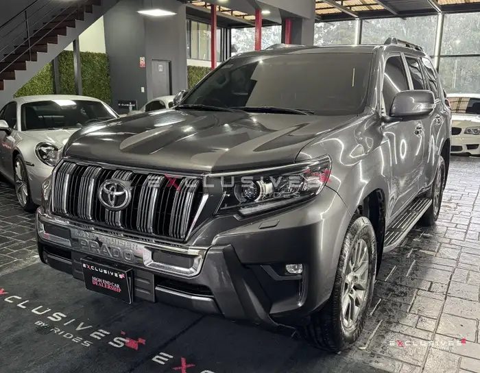 2020 Toyota Land Cruiser — 3