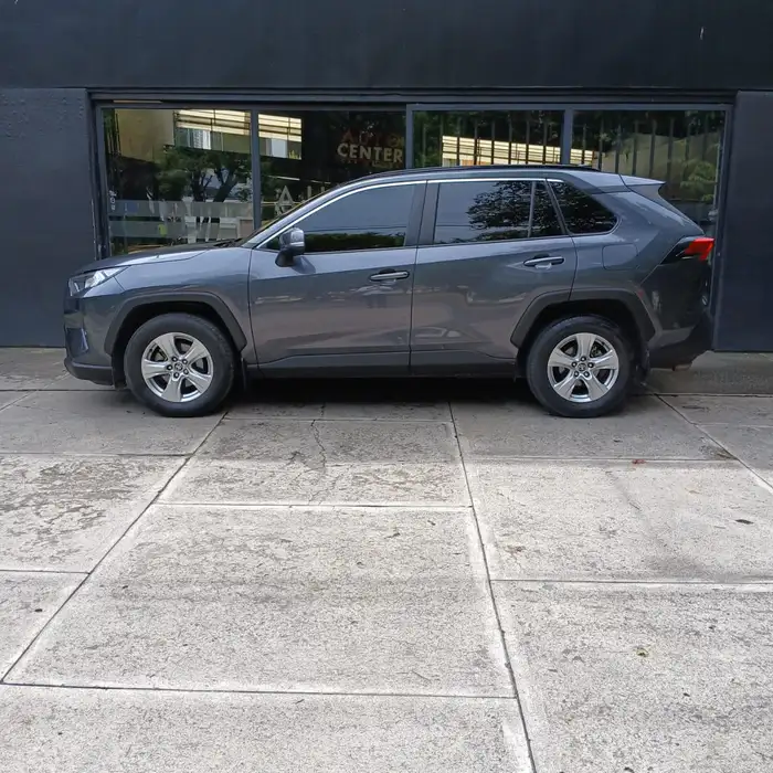 2021 Toyota RAV4 — 3