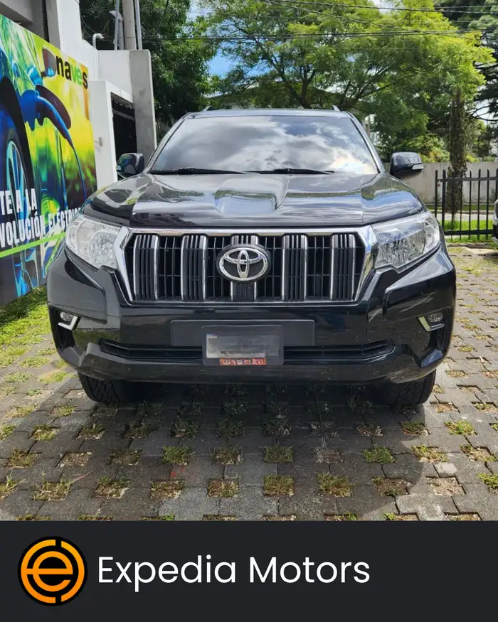 2023 Toyota Land Cruiser Prado — 2