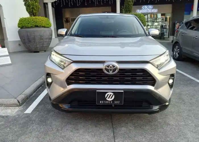 2023 Toyota RAV4 — 2