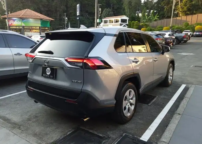 2023 Toyota RAV4 — 4