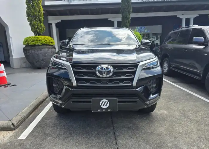 2024 Toyota Fortuner — 2