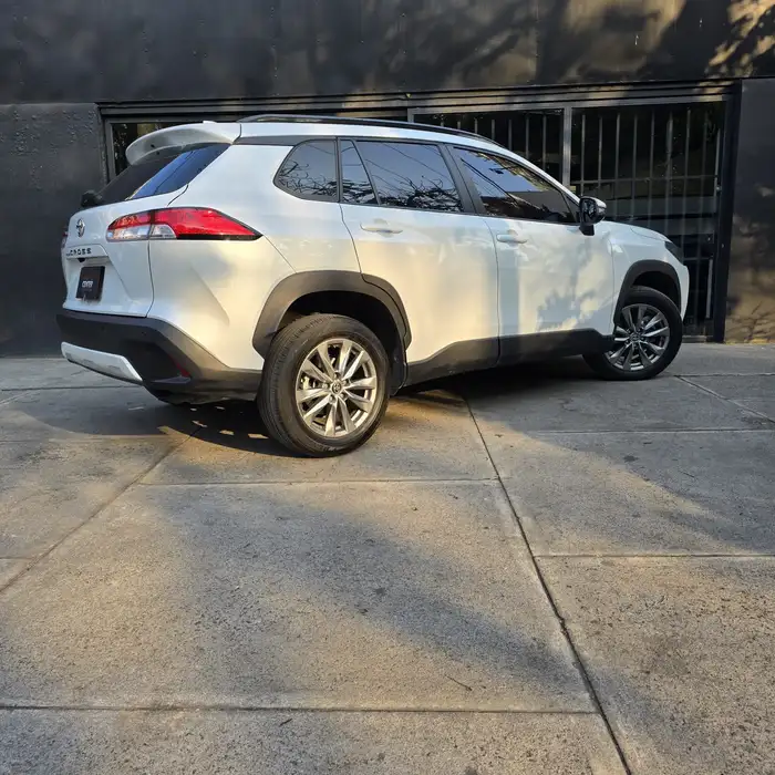 2025 Toyota Corolla — 4