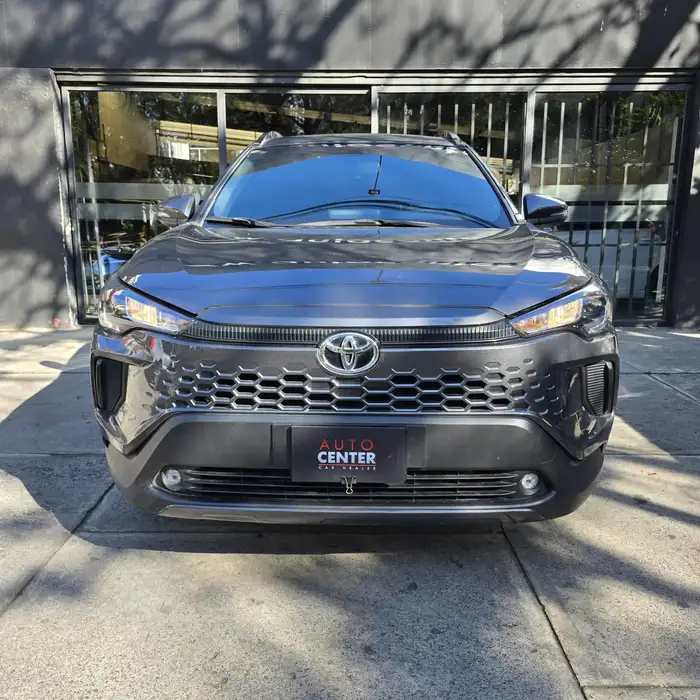 2025 Toyota Corolla — 2