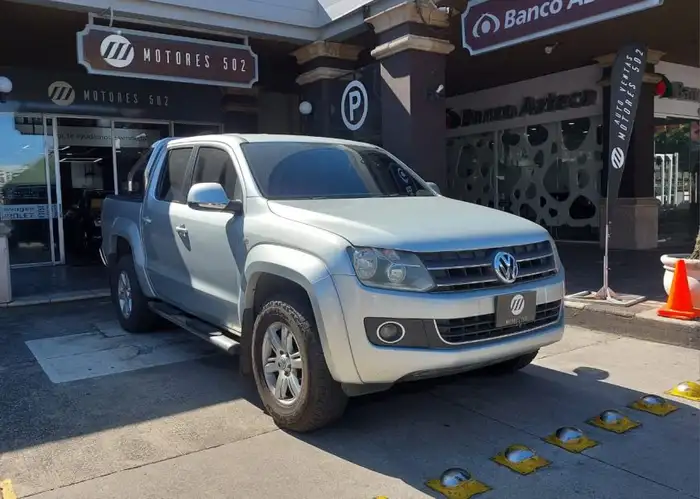 2012 Volkswagen Amarok — 3