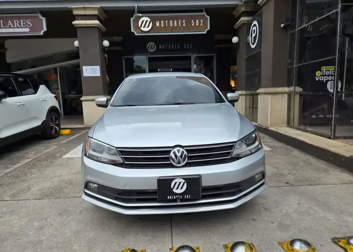 2015 Volkswagen JETTA — 2