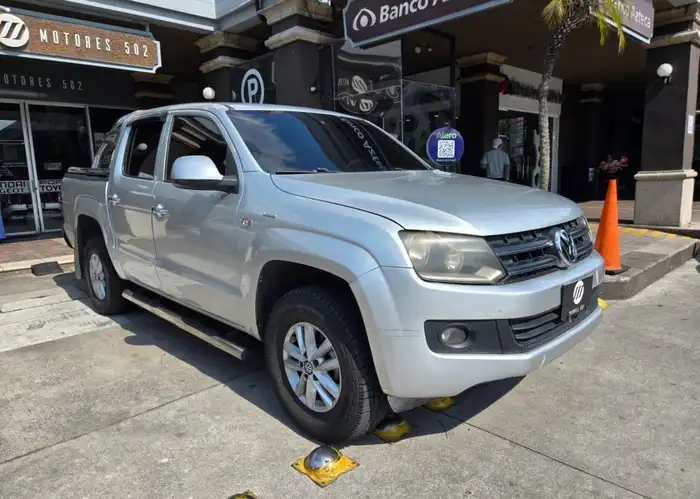 2016 Volkswagen Amarok — 2