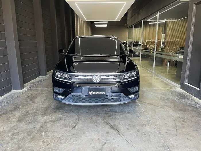 2018 Volkswagen Tiguan — 2
