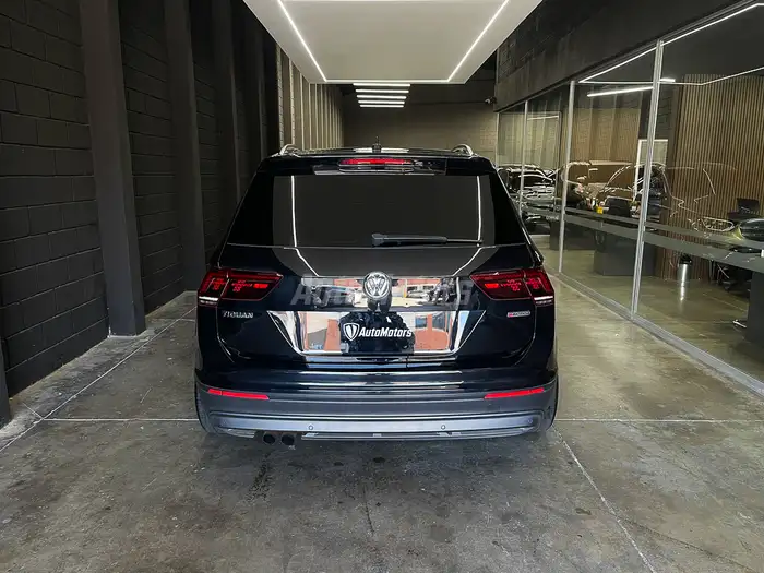 2018 Volkswagen Tiguan — 4