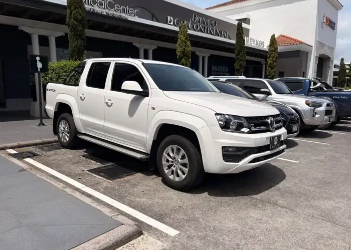 2022 Volkswagen Amarok — 3