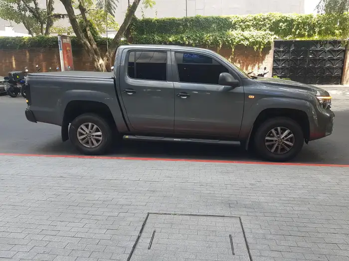 2025 Volkswagen Amarok Trendline — 2