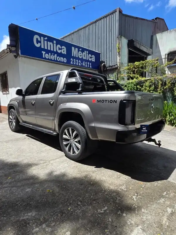 2020 Volkswagen Amarok Confortline — 2