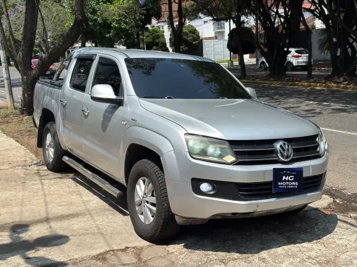 2016 Volkswagen Amarok Highline — 1