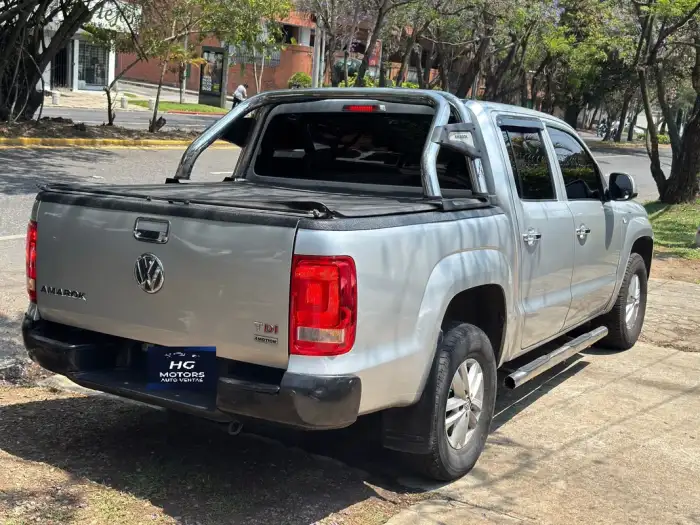 2016 Volkswagen Amarok Highline — 2