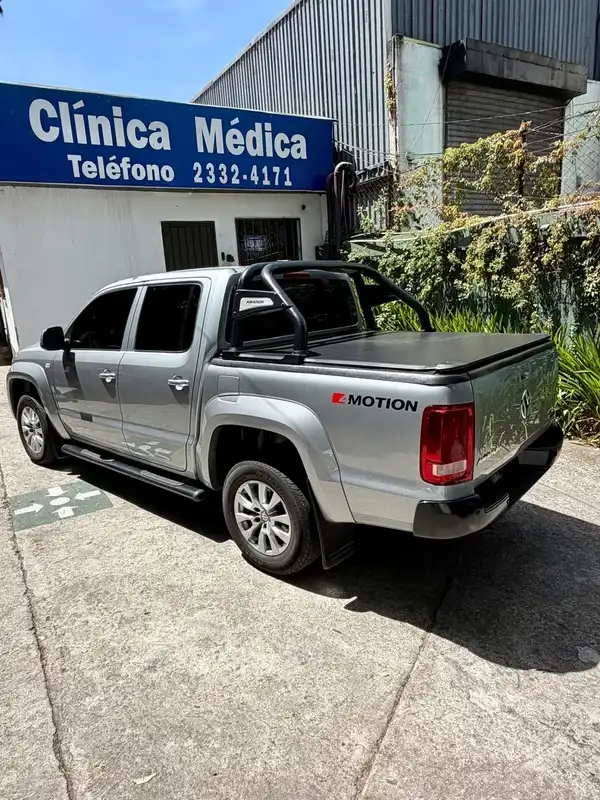 2023 Volkswagen Amarok V6 Confortline — 2