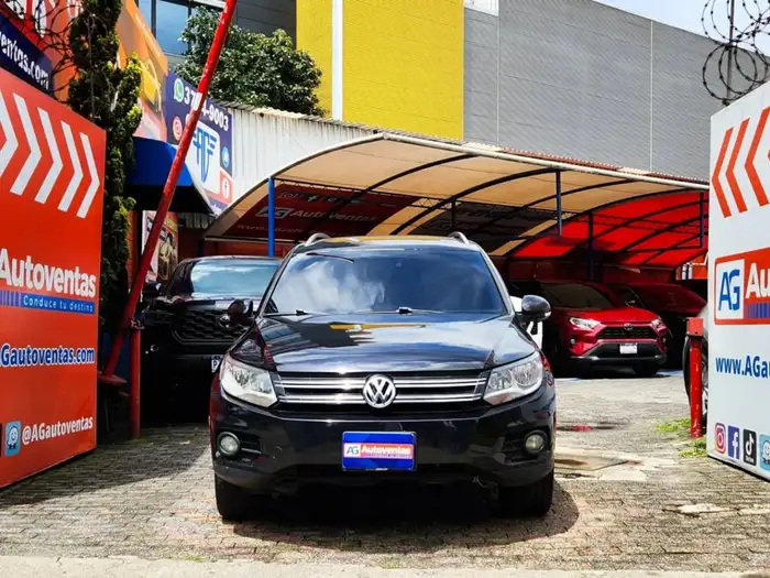 2013 Volkswagen Tiguan — 2