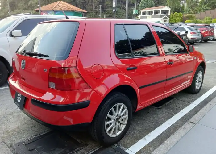 2000 Volkswagen GOLF — 4