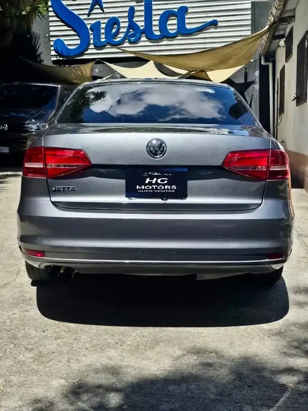 2015 Volkswagen JETTA — 3