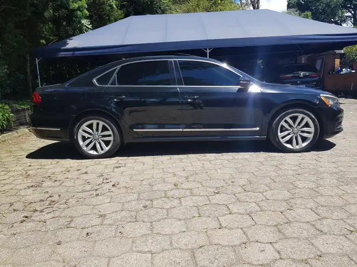 2016 Volkswagen PASSAT — 2