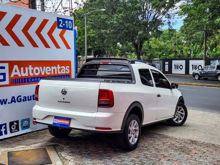 2021 Volkswagen SAVEIRO — 4