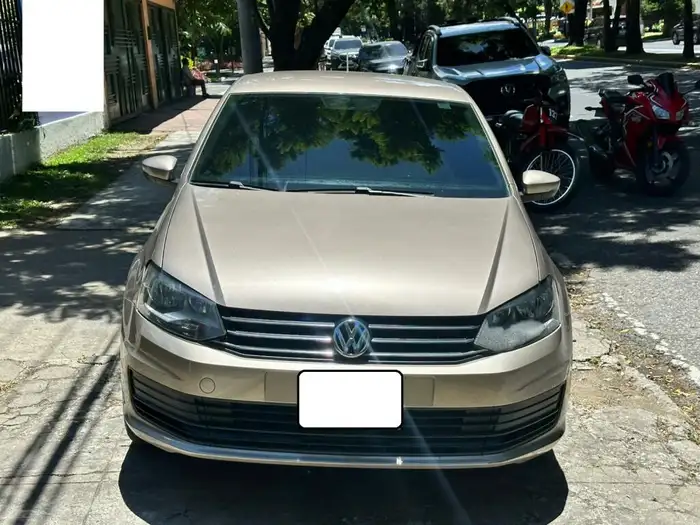 2019 Volkswagen POLO — 2