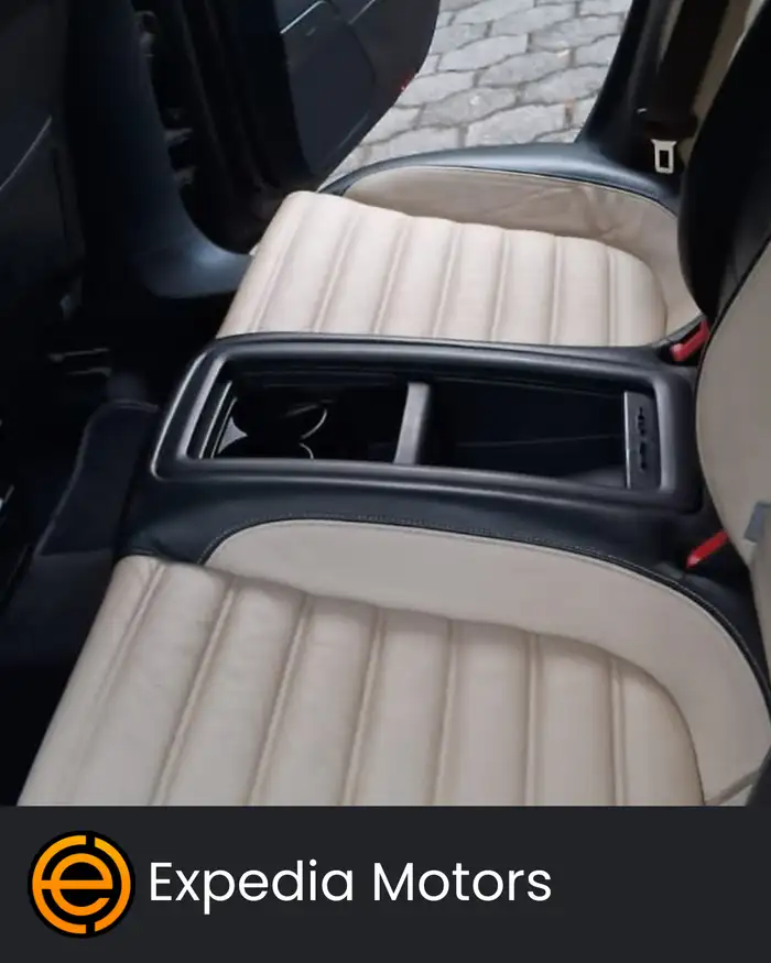 2010 Volkswagen PASSAT — 3