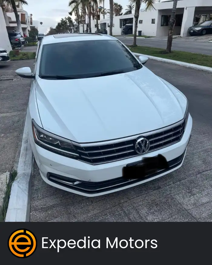 2016 Volkswagen PASSAT — 2