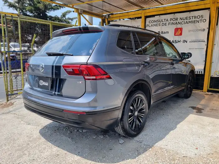 2018 Volkswagen Tiguan — 3