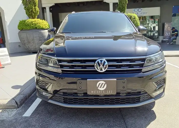 2018 Volkswagen Tiguan — 2