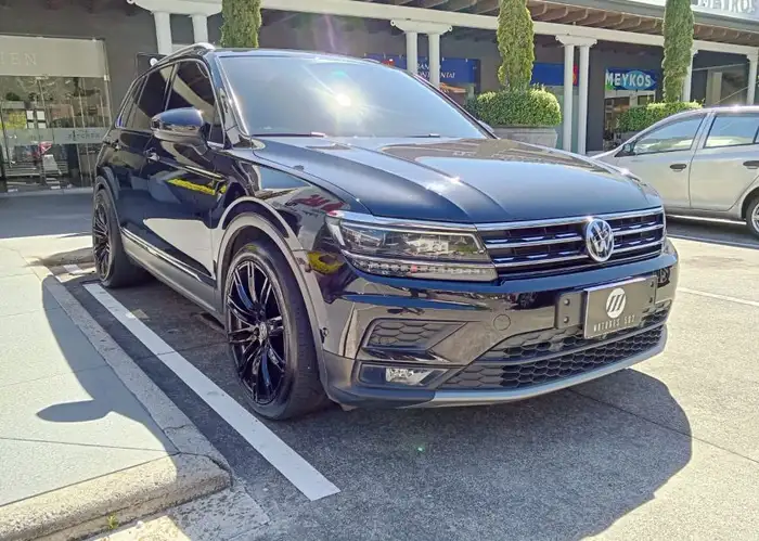 2018 Volkswagen Tiguan — 3