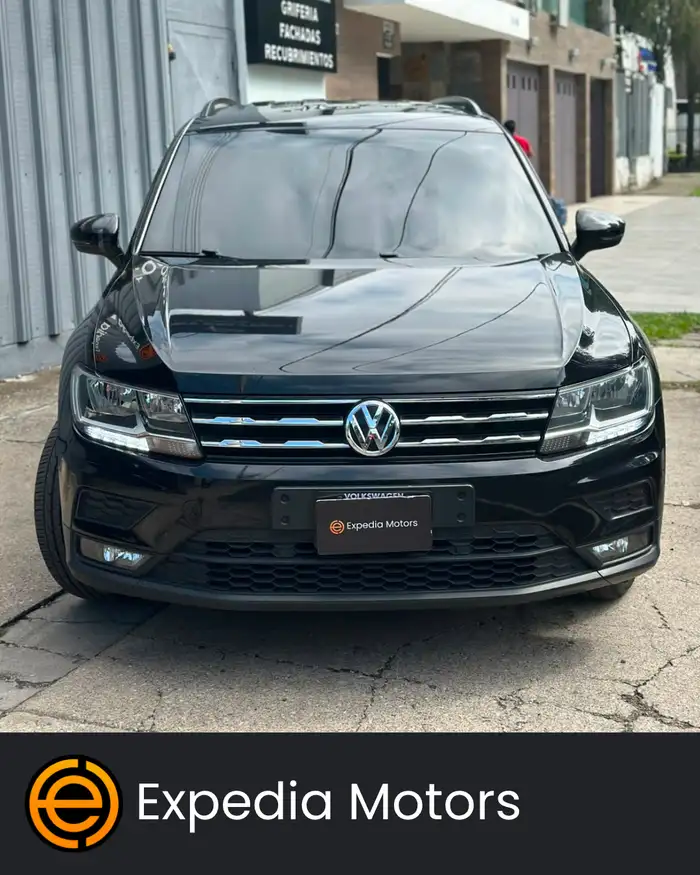 2020 Volkswagen Tiguan — 2