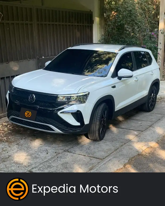 2022 Volkswagen Taos — 1