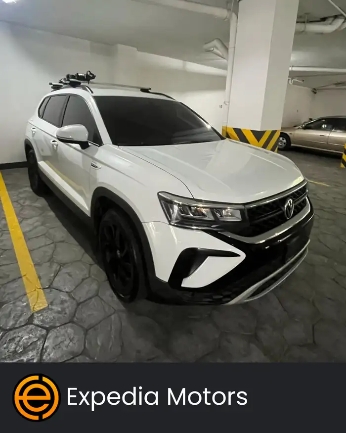 2022 Volkswagen Taos — 2