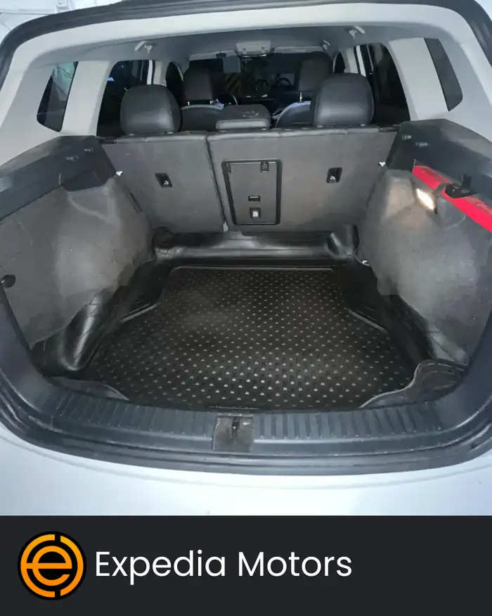 2022 Volkswagen Taos — 4