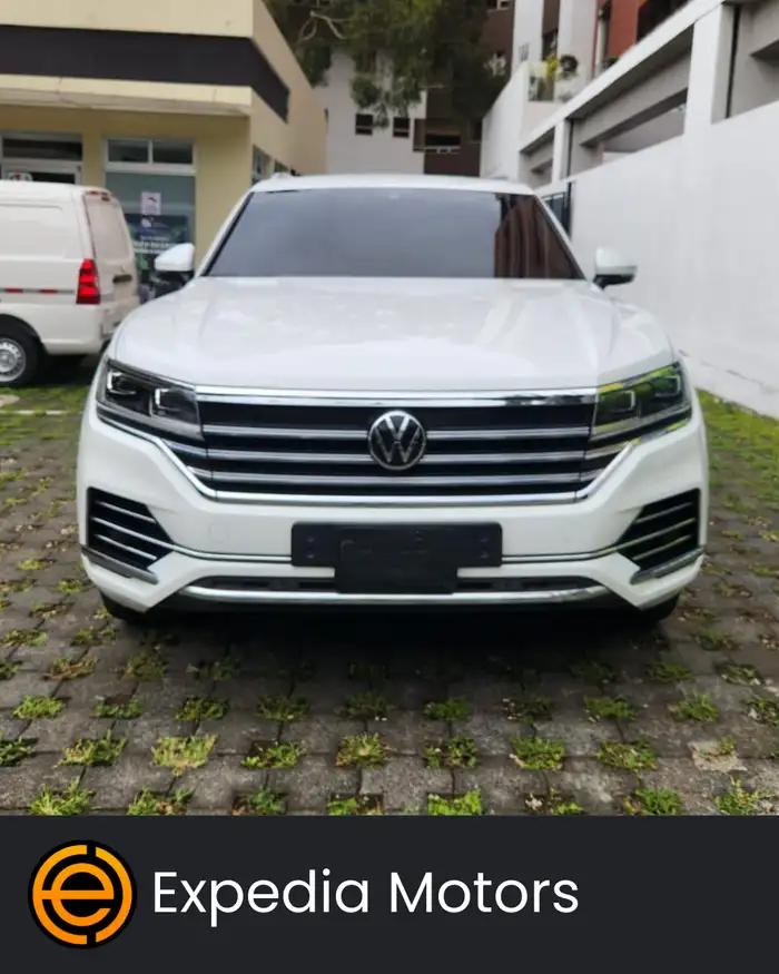 2022 Volkswagen TOUAREG — 2