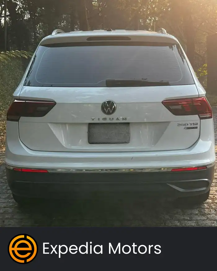 2022 Volkswagen Tiguan — 3