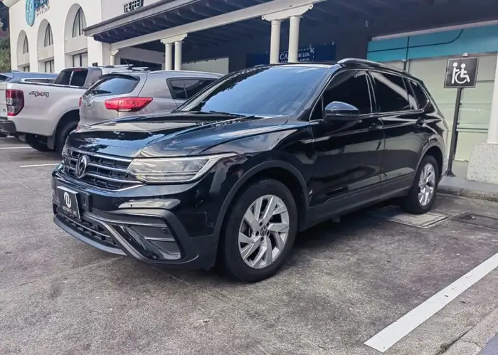 2022 Volkswagen Tiguan — 1