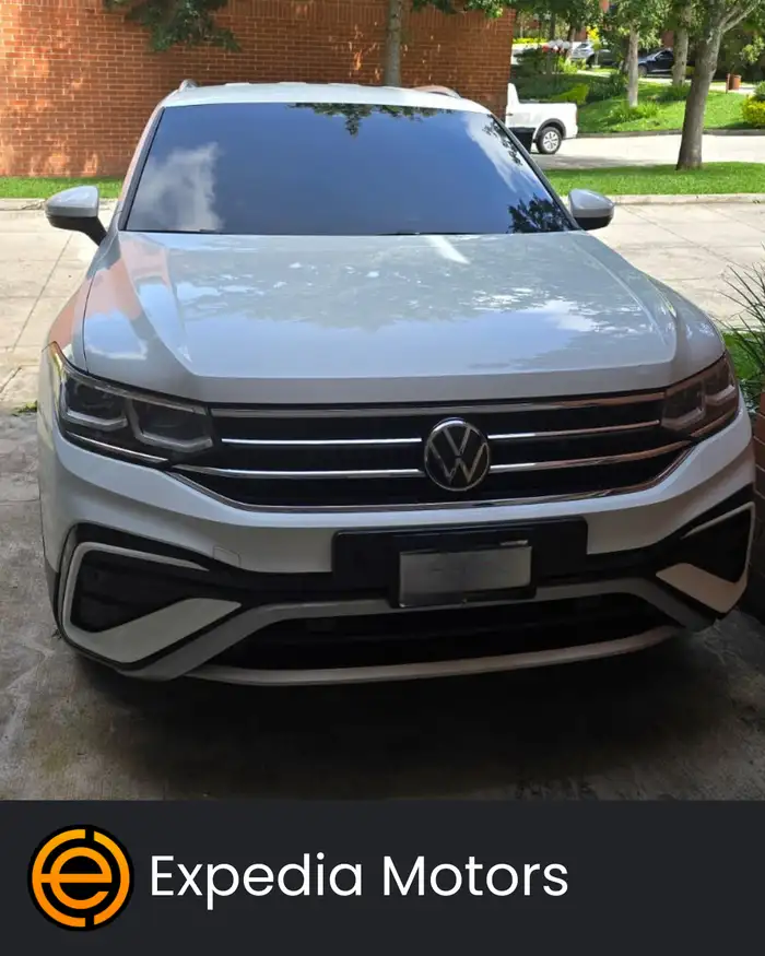 2023 Volkswagen Tiguan — 2