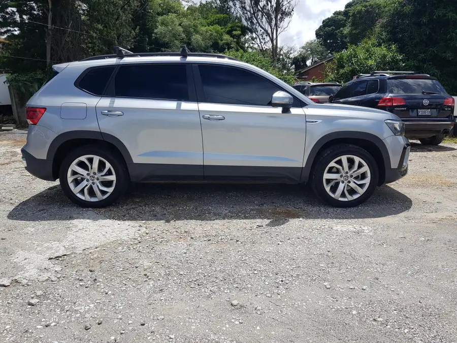 2022 Volkswagen Taos — 2