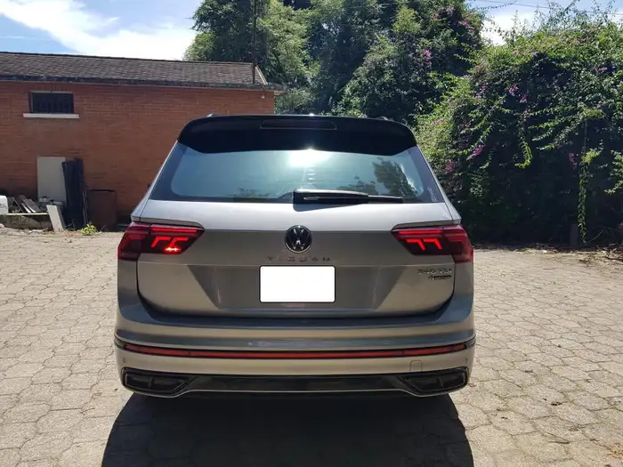 2024 Volkswagen Tiguan RLINE — 3