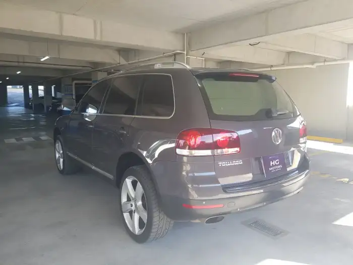 2008 Volkswagen TOUAREG — 3
