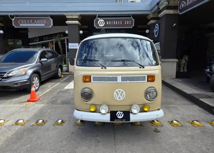 1990 Volkswagen KOMBI — 2