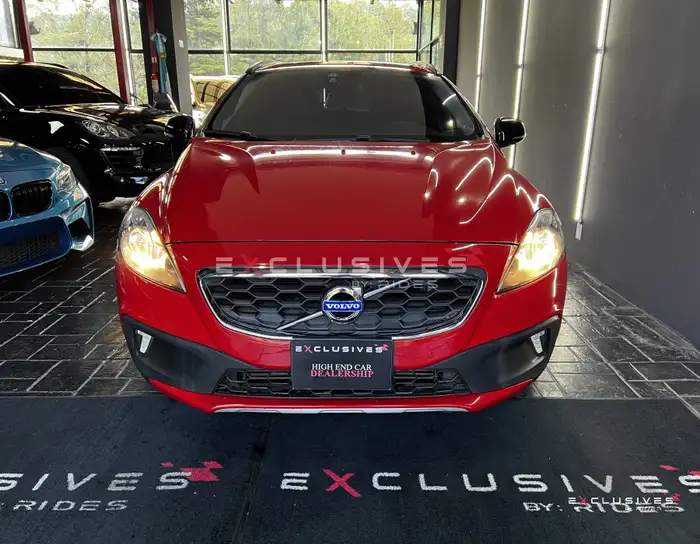 2013 Volvo V40 — 2