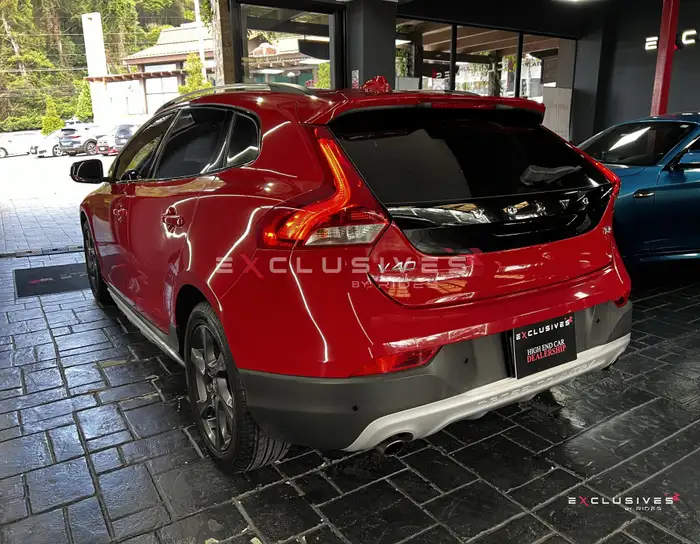 2013 Volvo V40 — 4