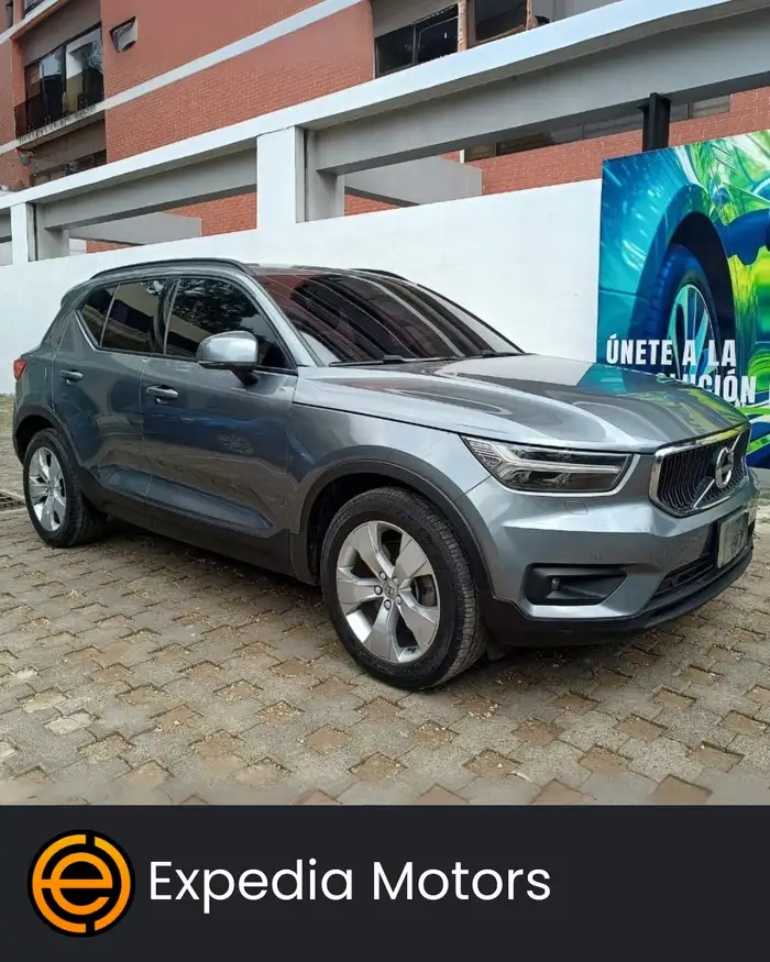 2019 Volvo XC40 — 1